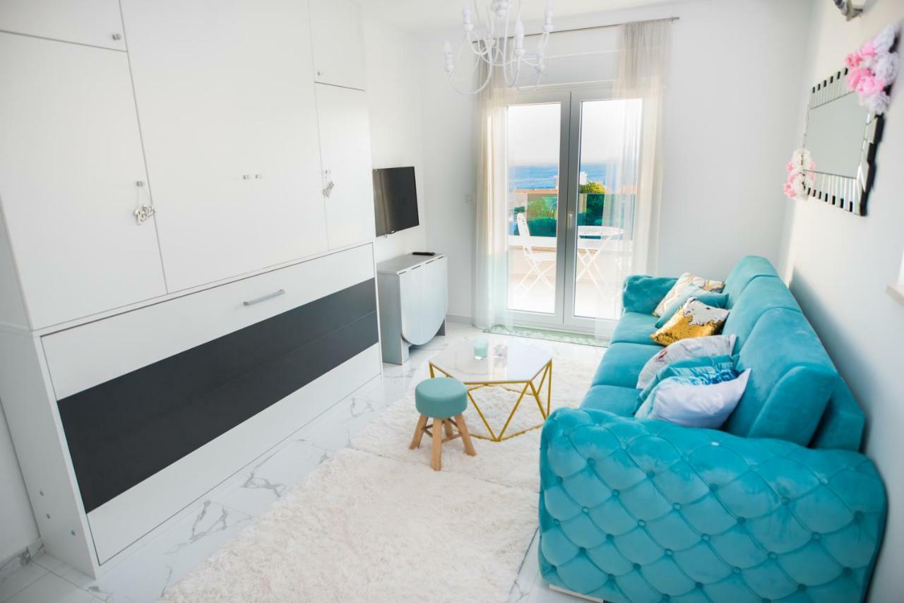 Sea View Luxury Apartment *